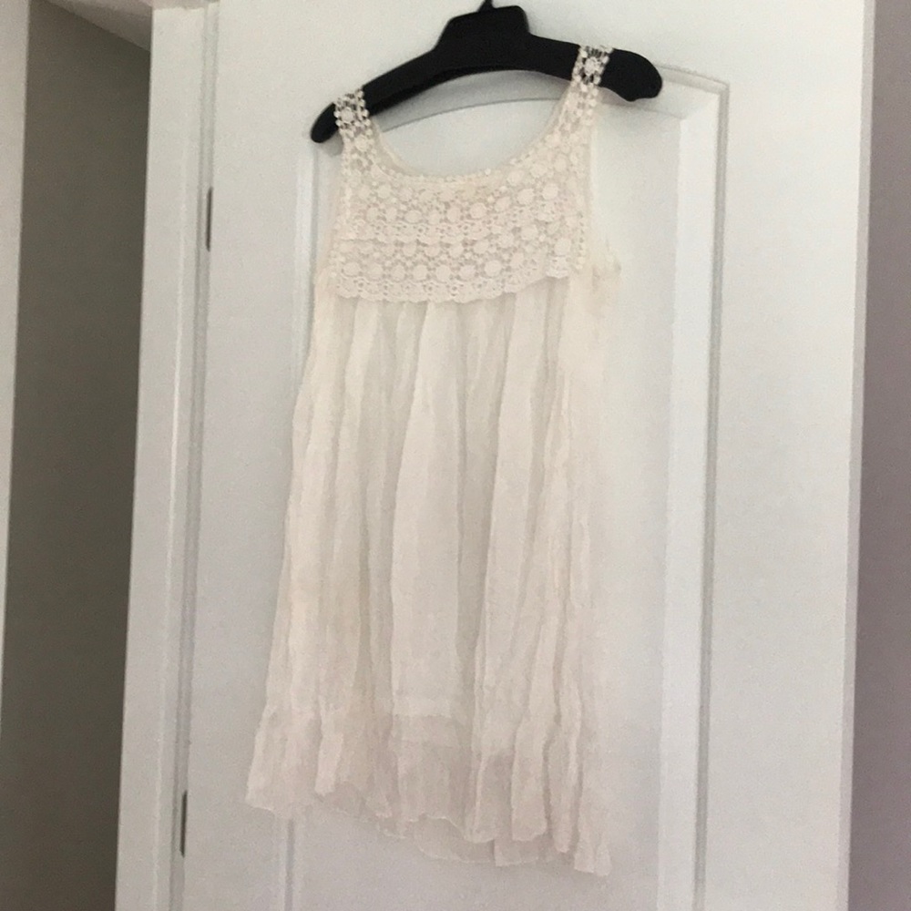 White beach dress